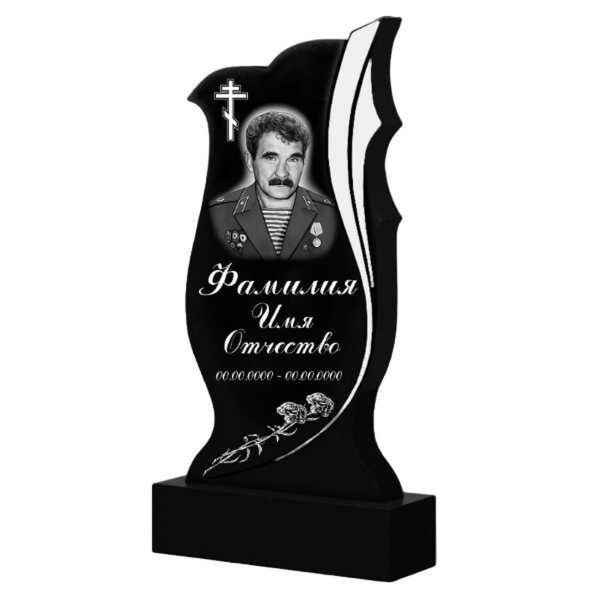 Гранитный памятник фигурной формы KP-21251